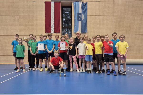 Dalība skolu stafetēs “Drošie un veiklie”!